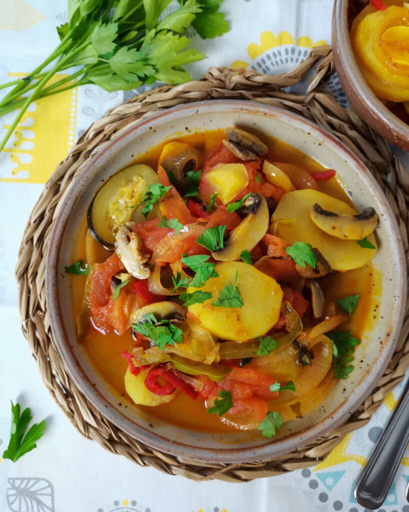 Caldeirada de legumes e cogumelos